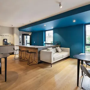 Fourroomotel Bed & Breakfast